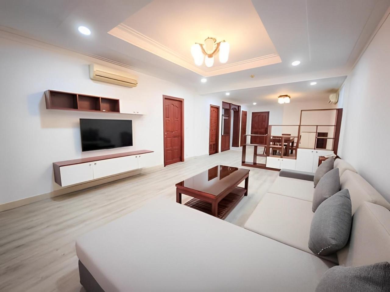 Hamptons Apartments Phnom Penh Exteriör bild